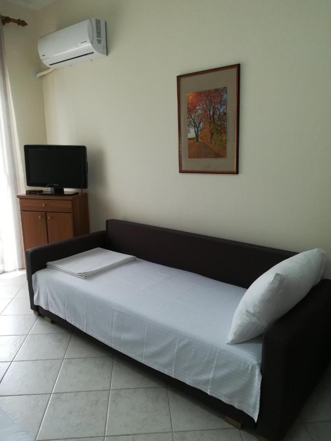Apartment Ey Zhn Néa Hilí Kültér fotó